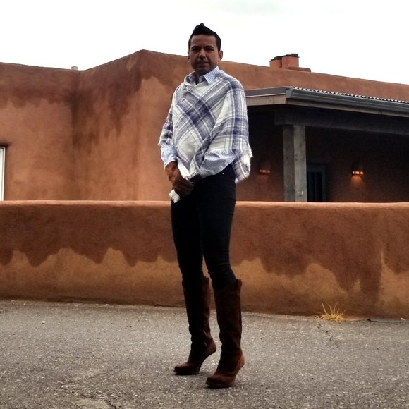 Meet your Posher, Marciel - Picture 1 of 1